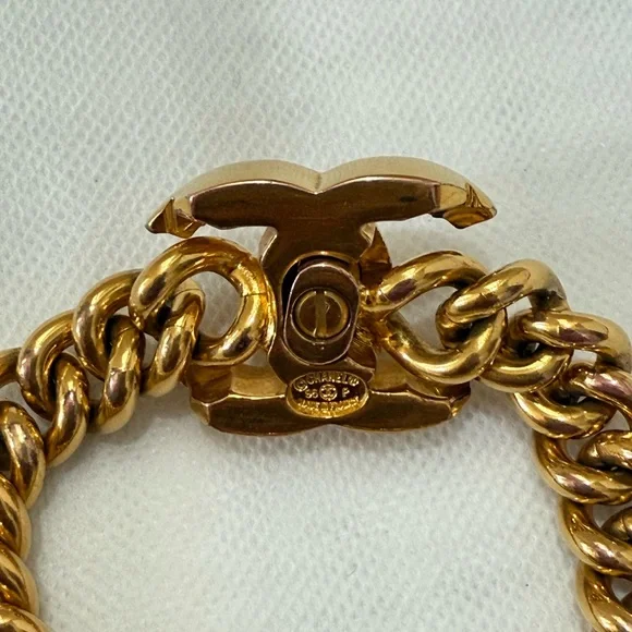 CHANEL CC Turnlock Gold Chain Bracelet